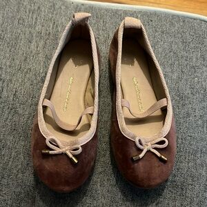 QA girls velvet ballet flats